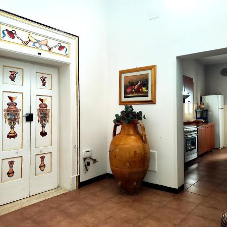 Appartamento Palazzo Antonelli 莫诺波利 外观 照片