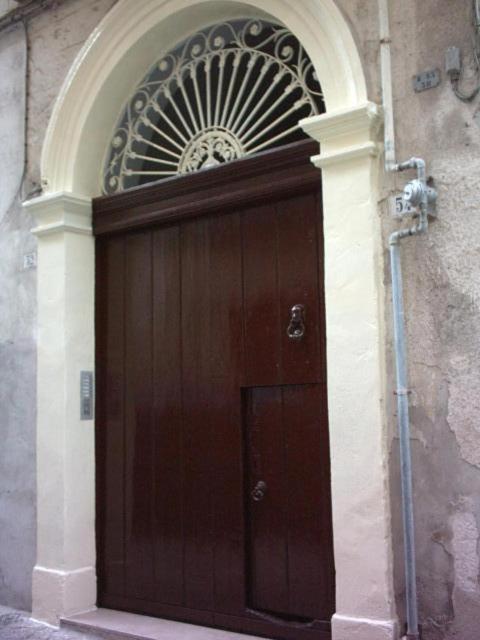 Appartamento Palazzo Antonelli 莫诺波利 外观 照片